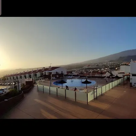 La Margarita Canarias - Cocina Y Bano Compartidos Con El Propietario- Costa Adeje (Tenerife)